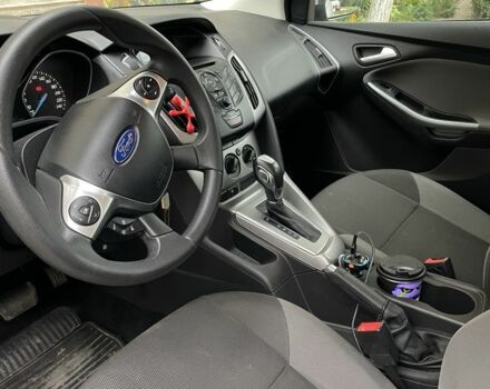 Серый Форд Фокус, объемом двигателя 2 л и пробегом 120 тыс. км за 8200 $, фото 6 на Automoto.ua