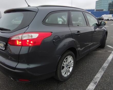 Серый Форд Фокус, объемом двигателя 2 л и пробегом 212 тыс. км за 7999 $, фото 2 на Automoto.ua