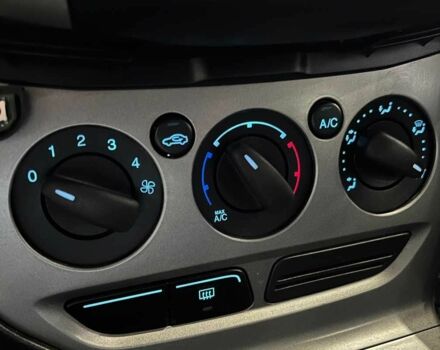 Форд Фокус 2014 у Львові на Automoto.ua Сірий Форд Фокус, об'ємом двигуна 1.6 л та пробігом 263 тис. км за 7600 $, фото 14 на Automoto.ua