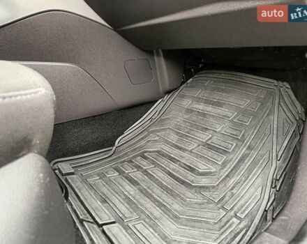 Серый Форд Фокус, объемом двигателя 1.6 л и пробегом 236 тыс. км за 6900 $, фото 41 на Automoto.ua