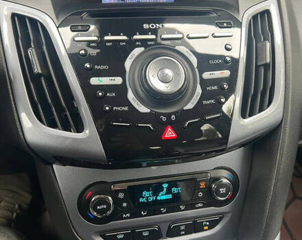 Сірий Форд Фокус, об'ємом двигуна 2 л та пробігом 300 тис. км за 8200 $, фото 9 на Automoto.ua