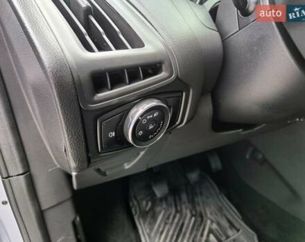 Серый Форд Фокус, объемом двигателя 1.6 л и пробегом 236 тыс. км за 6900 $, фото 11 на Automoto.ua