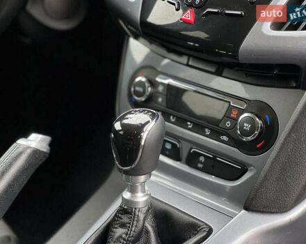 Сірий Форд Фокус, об'ємом двигуна 1.6 л та пробігом 236 тис. км за 7900 $, фото 30 на Automoto.ua