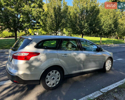 Форд Фокус 2014 в Киеве на Automoto.ua Серый Форд Фокус, объемом двигателя 1.6 л и пробегом 333 тыс. км за 6502 $, фото 5 на Automoto.ua