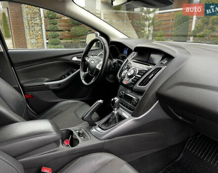 Сірий Форд Фокус, об'ємом двигуна 1.6 л та пробігом 236 тис. км за 7900 $, фото 27 на Automoto.ua