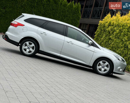 Форд Фокус 2014 в Стрые на Automoto.ua Серый Форд Фокус, объемом двигателя 1.6 л и пробегом 218 тыс. км за 8750 $, фото 114 на Automoto.ua