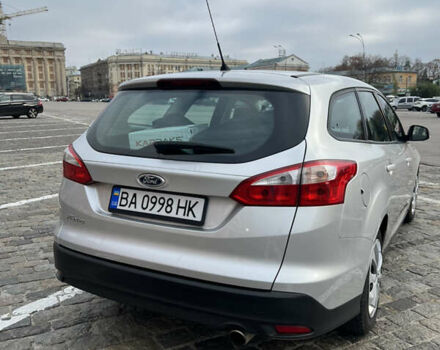 Серый Форд Фокус, объемом двигателя 2 л и пробегом 125 тыс. км за 8200 $, фото 9 на Automoto.ua
