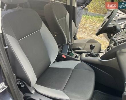 Форд Фокус 2014 у Нежине на Automoto.ua Сірий Форд Фокус, об'ємом двигуна 1.6 л та пробігом 230 тис. км за 8000 $, фото 19 на Automoto.ua