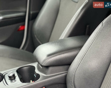 Сірий Форд Фокус, об'ємом двигуна 1.6 л та пробігом 236 тис. км за 7900 $, фото 39 на Automoto.ua