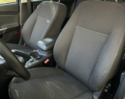 Серый Форд Фокус, объемом двигателя 1.56 л и пробегом 250 тыс. км за 7550 $, фото 13 на Automoto.ua