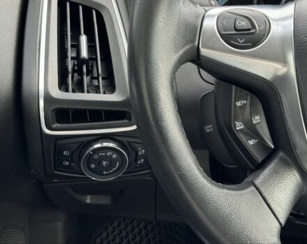 Сірий Форд Фокус, об'ємом двигуна 1.6 л та пробігом 265 тис. км за 8999 $, фото 11 на Automoto.ua