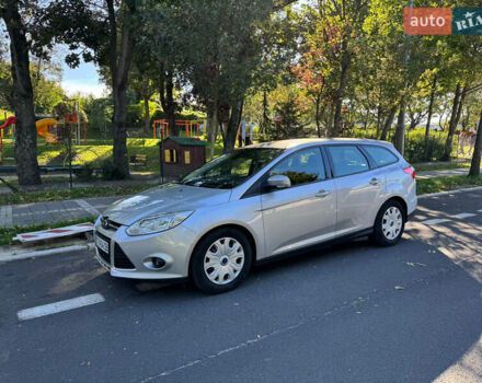 Форд Фокус 2014 в Киеве на Automoto.ua Серый Форд Фокус, объемом двигателя 1.6 л и пробегом 333 тыс. км за 6502 $, фото 11 на Automoto.ua