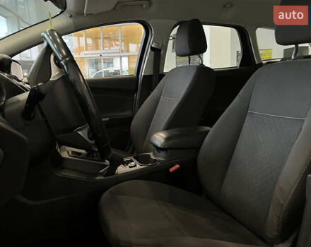 Серый Форд Фокус, объемом двигателя 1.56 л и пробегом 263 тыс. км за 8200 $, фото 10 на Automoto.ua