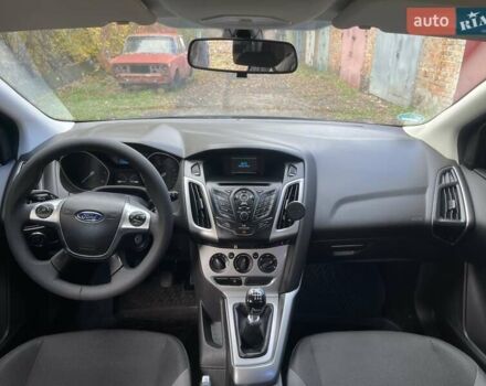 Форд Фокус 2014 у Нежине на Automoto.ua Сірий Форд Фокус, об'ємом двигуна 1.6 л та пробігом 230 тис. км за 8000 $, фото 15 на Automoto.ua