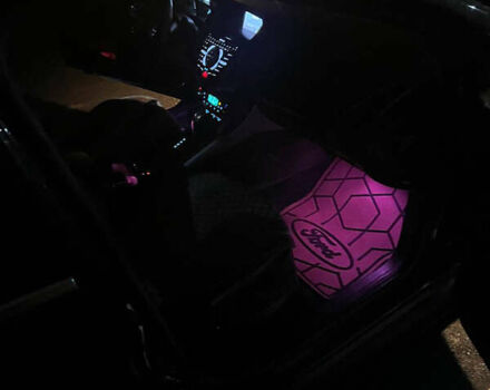 Сірий Форд Фокус, об'ємом двигуна 2 л та пробігом 300 тис. км за 8200 $, фото 24 на Automoto.ua