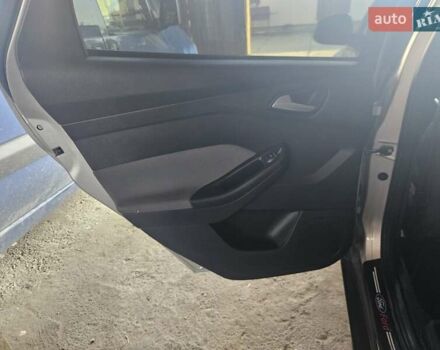 Серый Форд Фокус, объемом двигателя 2 л и пробегом 275 тыс. км за 8100 $, фото 17 на Automoto.ua