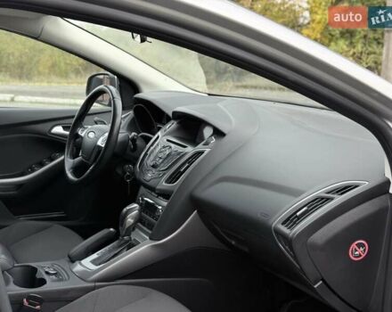 Сірий Форд Фокус, об'ємом двигуна 2 л та пробігом 265 тис. км за 8650 $, фото 18 на Automoto.ua