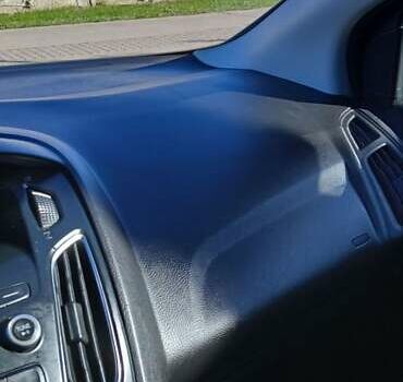 Серый Форд Фокус, объемом двигателя 1.6 л и пробегом 198 тыс. км за 7200 $, фото 4 на Automoto.ua