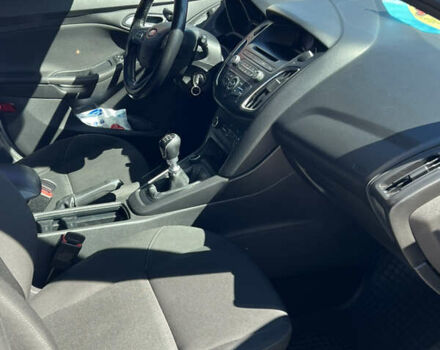 Форд Фокус 2015 у Коломые на Automoto.ua Сірий Форд Фокус, об'ємом двигуна 1.6 л та пробігом 240 тис. км за 8700 $, фото 12 на Automoto.ua