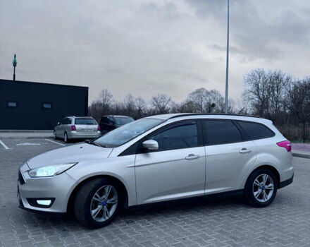 Сірий Форд Фокус, об'ємом двигуна 1.56 л та пробігом 198 тис. км за 7300 $, фото 1 на Automoto.ua