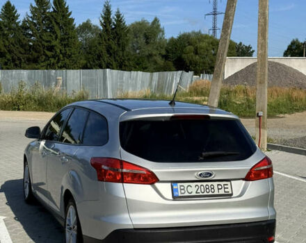 Серый Форд Фокус, объемом двигателя 1.5 л и пробегом 314 тыс. км за 8000 $, фото 3 на Automoto.ua