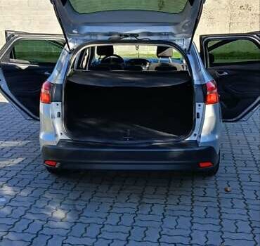 Серый Форд Фокус, объемом двигателя 1.6 л и пробегом 198 тыс. км за 7200 $, фото 8 на Automoto.ua