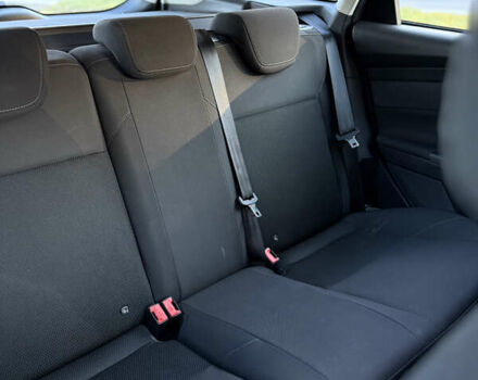 Серый Форд Фокус, объемом двигателя 1.6 л и пробегом 217 тыс. км за 9200 $, фото 20 на Automoto.ua