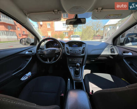 Форд Фокус 2015 у Коломые на Automoto.ua Сірий Форд Фокус, об'ємом двигуна 1.6 л та пробігом 240 тис. км за 8700 $, фото 10 на Automoto.ua