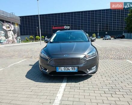 Серый Форд Фокус, объемом двигателя 2 л и пробегом 198 тыс. км за 9300 $, фото 4 на Automoto.ua