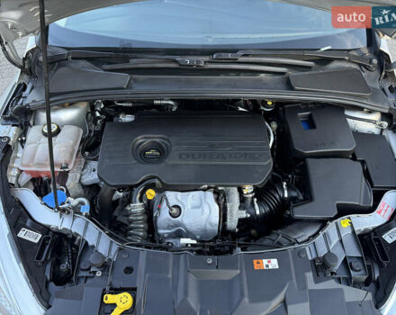 Серый Форд Фокус, объемом двигателя 1.6 л и пробегом 217 тыс. км за 9200 $, фото 3 на Automoto.ua