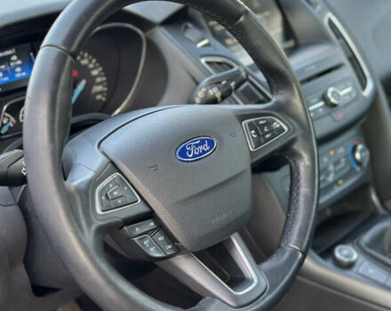 Серый Форд Фокус, объемом двигателя 1.5 л и пробегом 239 тыс. км за 8899 $, фото 23 на Automoto.ua