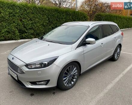 Форд Фокус 2016 в Киеве на Automoto.ua Серый Форд Фокус, объемом двигателя 1.5 л и пробегом 175 тыс. км за 11700 $, фото 1 на Automoto.ua