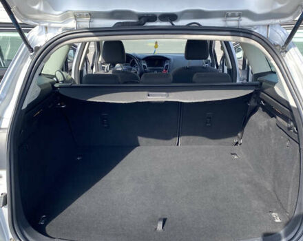 Серый Форд Фокус, объемом двигателя 1.5 л и пробегом 276 тыс. км за 8800 $, фото 17 на Automoto.ua