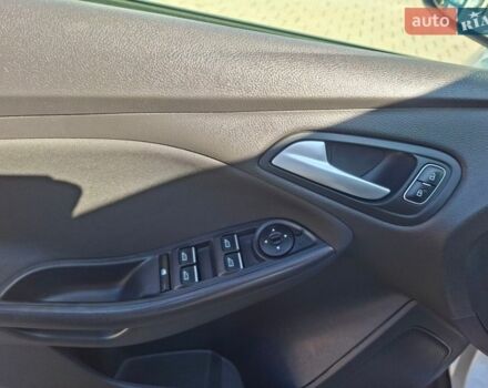 Серый Форд Фокус, объемом двигателя 1.5 л и пробегом 236 тыс. км за 9850 $, фото 21 на Automoto.ua