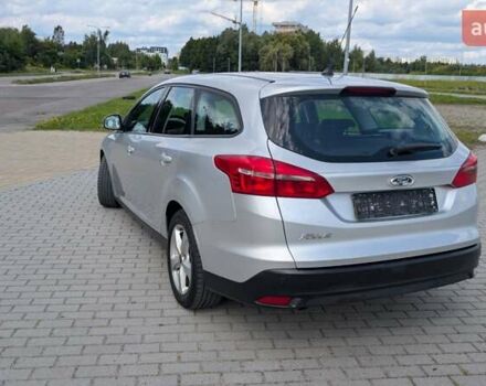 Серый Форд Фокус, объемом двигателя 1.5 л и пробегом 303 тыс. км за 9200 $, фото 1 на Automoto.ua