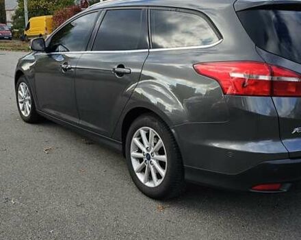 Серый Форд Фокус, объемом двигателя 1.5 л и пробегом 230 тыс. км за 12000 $, фото 4 на Automoto.ua