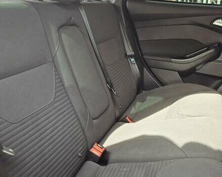 Серый Форд Фокус, объемом двигателя 1.5 л и пробегом 230 тыс. км за 12000 $, фото 19 на Automoto.ua