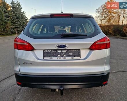 Серый Форд Фокус, объемом двигателя 1.5 л и пробегом 187 тыс. км за 9900 $, фото 33 на Automoto.ua