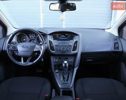 Серый Форд Фокус, объемом двигателя 1 л и пробегом 129 тыс. км за 11800 $, фото 12 на Automoto.ua