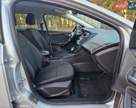 Серый Форд Фокус, объемом двигателя 1.5 л и пробегом 187 тыс. км за 9900 $, фото 10 на Automoto.ua