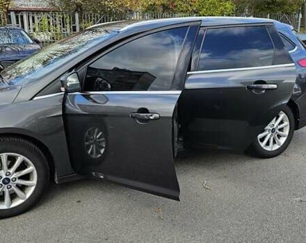 Серый Форд Фокус, объемом двигателя 1.5 л и пробегом 230 тыс. км за 12000 $, фото 8 на Automoto.ua