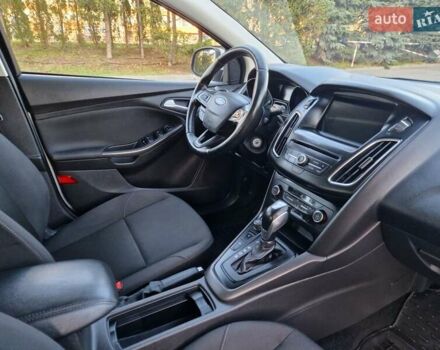 Серый Форд Фокус, объемом двигателя 1.5 л и пробегом 187 тыс. км за 9900 $, фото 11 на Automoto.ua