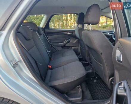 Серый Форд Фокус, объемом двигателя 1.5 л и пробегом 187 тыс. км за 9900 $, фото 13 на Automoto.ua