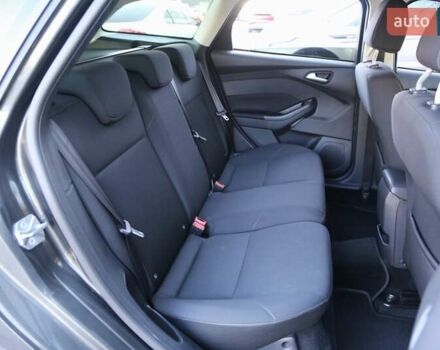 Серый Форд Фокус, объемом двигателя 1 л и пробегом 129 тыс. км за 11800 $, фото 9 на Automoto.ua