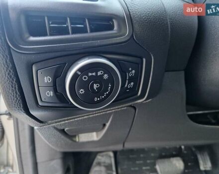 Серый Форд Фокус, объемом двигателя 1.5 л и пробегом 187 тыс. км за 9900 $, фото 6 на Automoto.ua