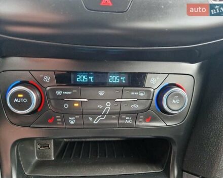 Серый Форд Фокус, объемом двигателя 1.5 л и пробегом 187 тыс. км за 9900 $, фото 43 на Automoto.ua