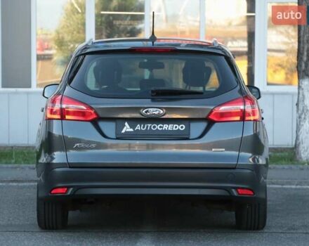 Серый Форд Фокус, объемом двигателя 1 л и пробегом 129 тыс. км за 11800 $, фото 4 на Automoto.ua