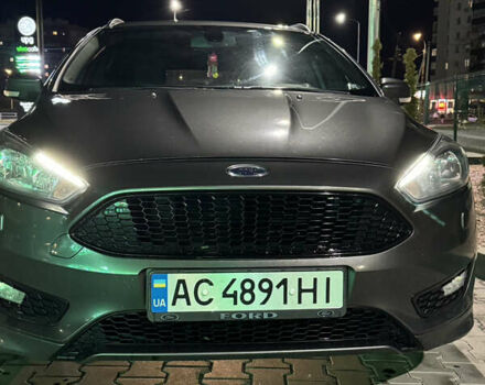 Серый Форд Фокус, объемом двигателя 1.5 л и пробегом 280 тыс. км за 12000 $, фото 1 на Automoto.ua