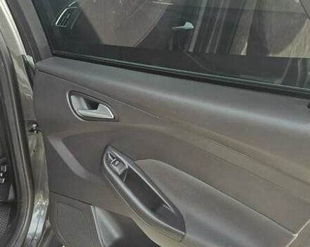 Серый Форд Фокус, объемом двигателя 1.5 л и пробегом 230 тыс. км за 12000 $, фото 11 на Automoto.ua