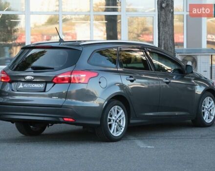 Серый Форд Фокус, объемом двигателя 1 л и пробегом 129 тыс. км за 11800 $, фото 5 на Automoto.ua
